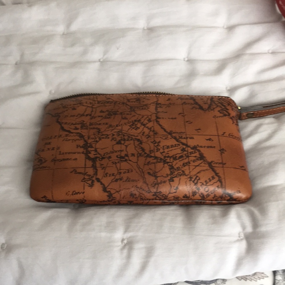 Patricia Nash wristlet bag